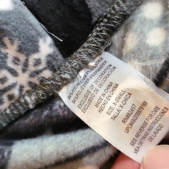 DISNEY women's xs pj jogger set.  New - Picture 5 of 5